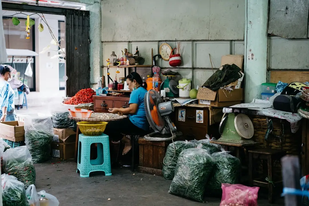 重庆都市女性穿搭指南：在千娱音服装店找到属于你的时尚风格